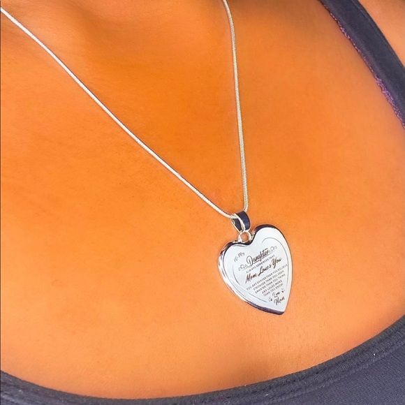 To My Daughter, Mom Loves You Necklace Silver Gift - Picture 3 of 8